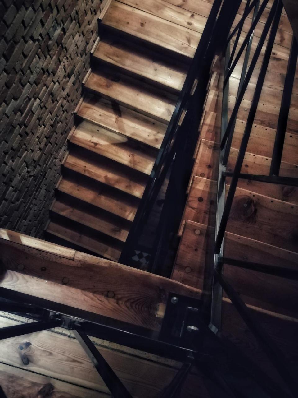 Apartsuites I Sorau Żary Buitenkant foto Stairs in the tower