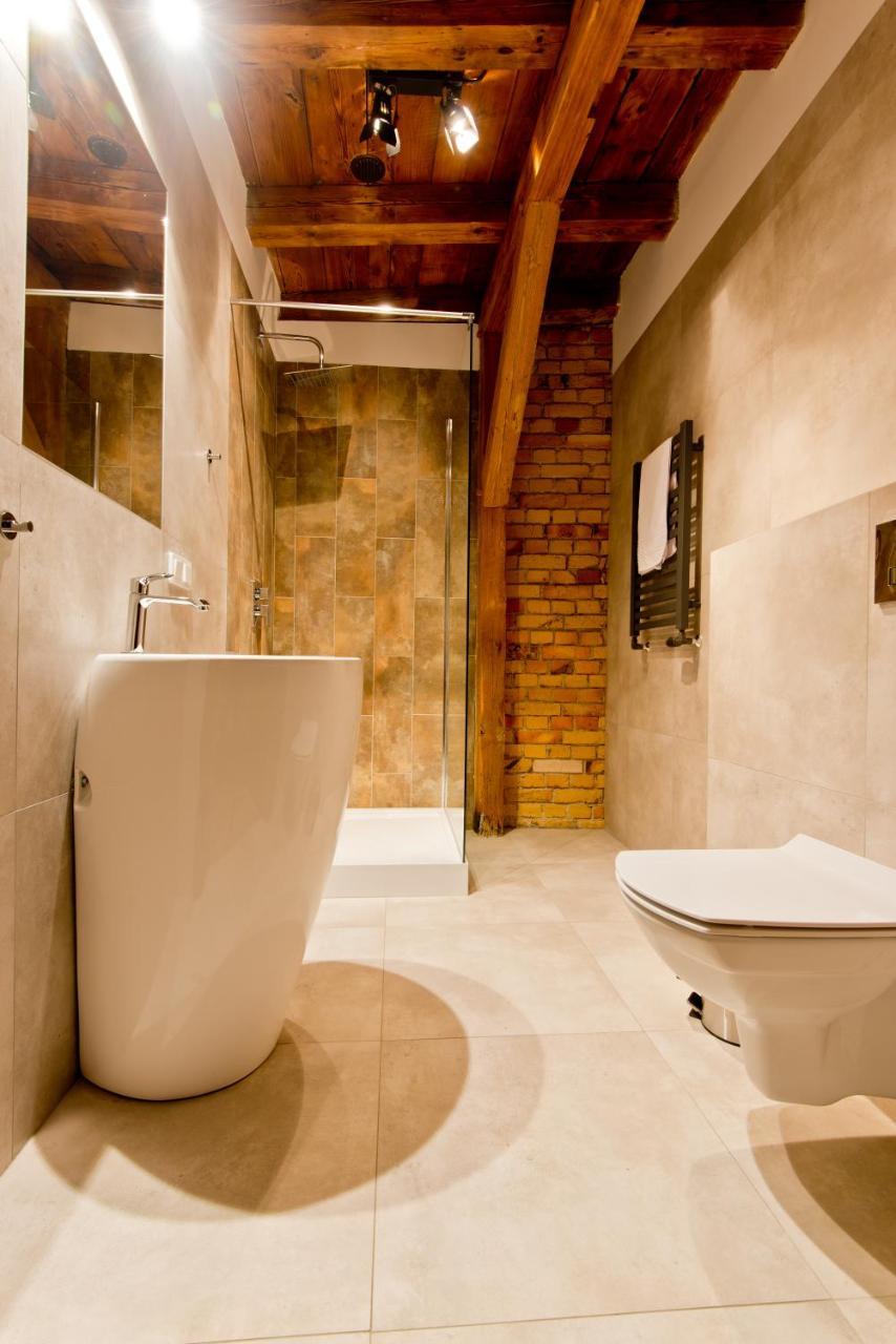 Apartsuites I Sorau Żary Buitenkant foto Bathroom