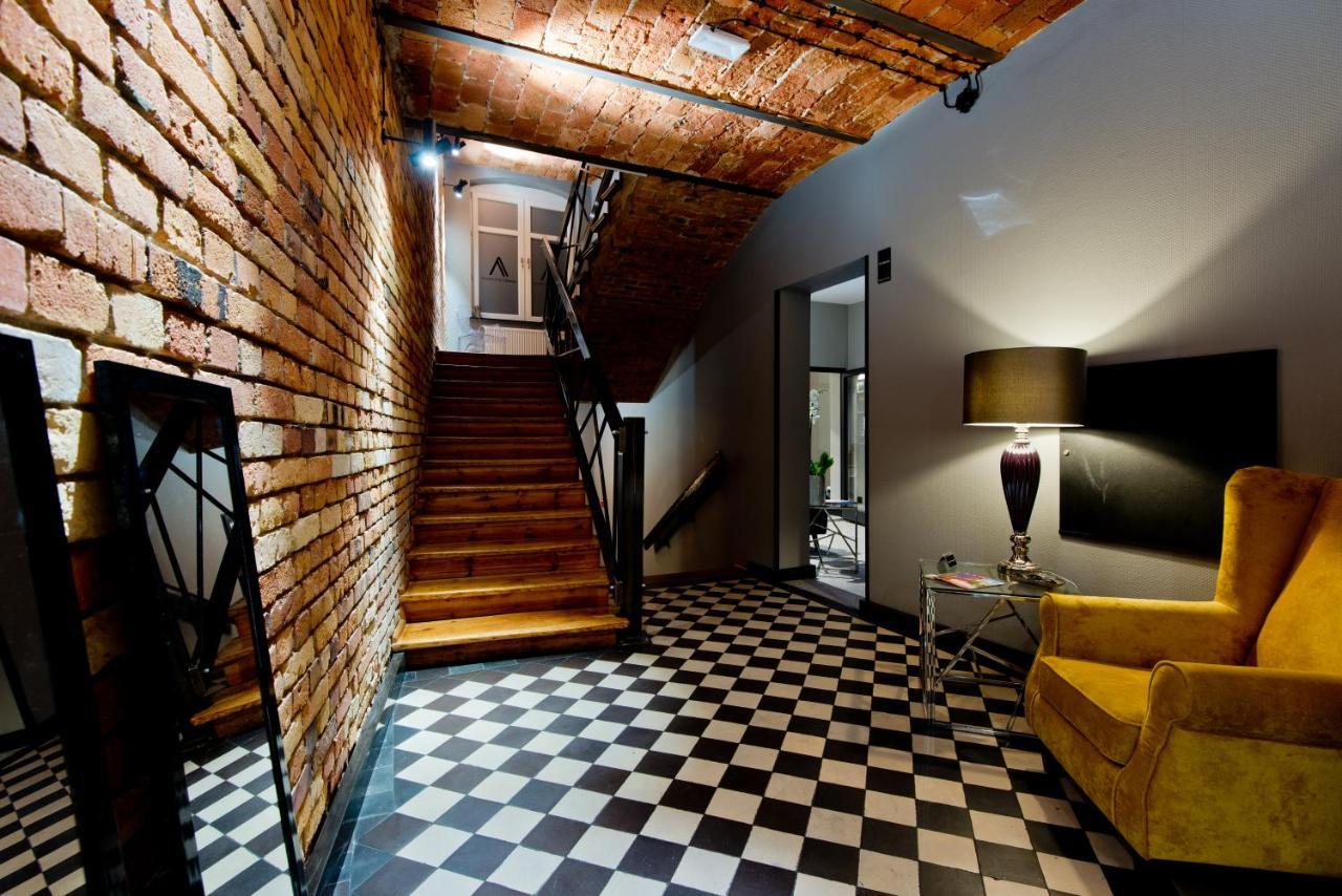 Apartsuites I Sorau Żary Buitenkant foto Interior of the hotel